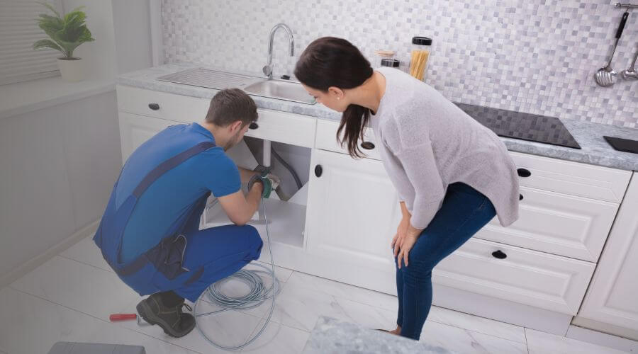 Expert burst pipe repair services in Pembroke Township, IL